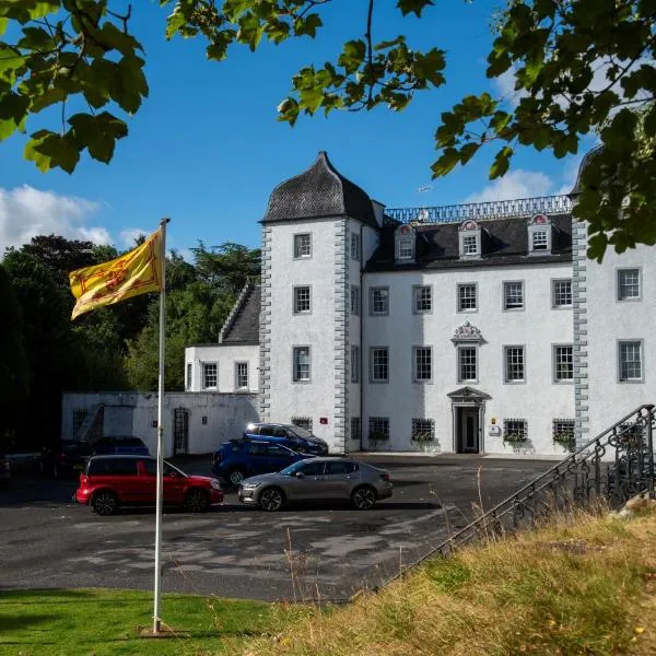 Barony Castle Hotel, hotel v destinaci Peebles