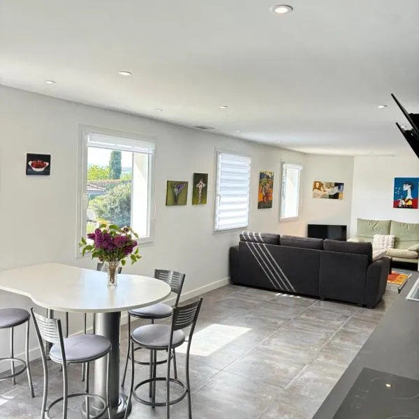 La galerie de Josette, hotel in Veyre-Monton