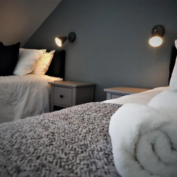 Seaview House Bed & Breakfast โรงแรมในลาร์น