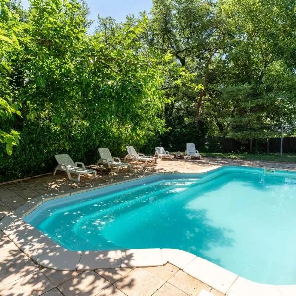 Gite Thym, hotel i Mirabel-aux-Baronnies