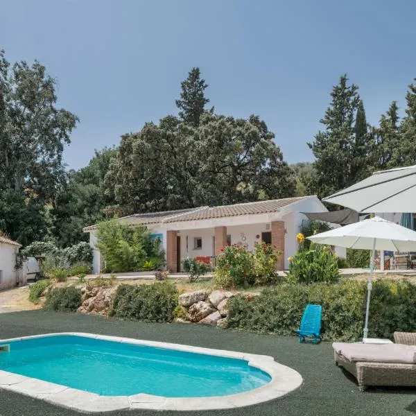 Finca El Porvenir, hotell i El Gastor