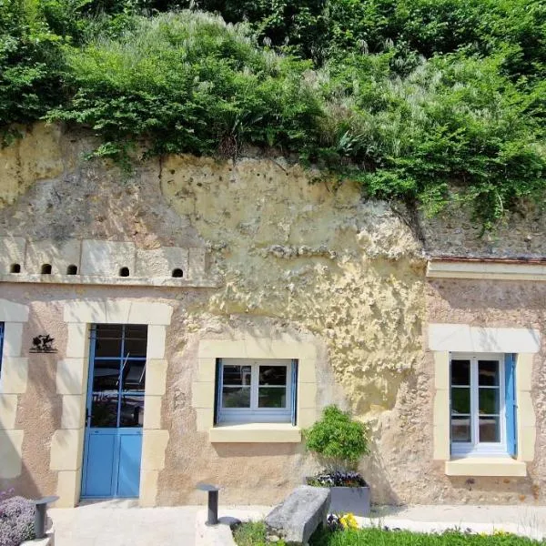 Les Iris - Gîte Troglodytique, hotelli kohteessa Trôo