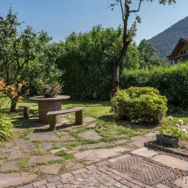 Lases Piano Terra, hotel a Albiano