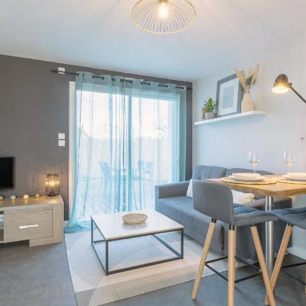 Le studio, hotel u gradu 'Erdeven'