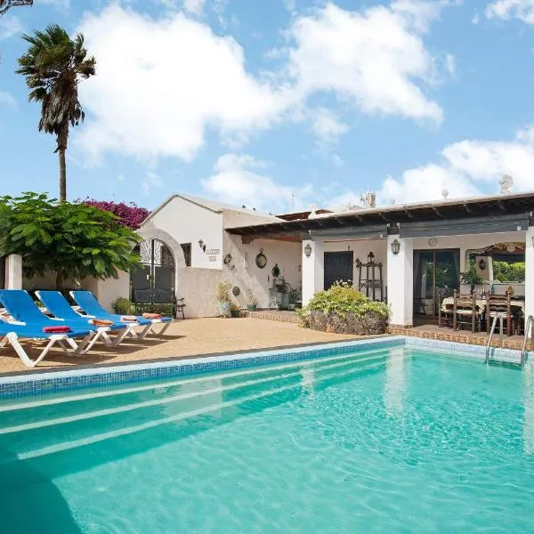 Casa Albryna Lanzarote, hotel di Tahiche