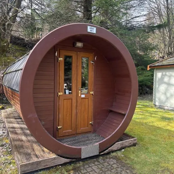 By The Way Campsite, Hobbit Hut 1, hotel i Tyndrum