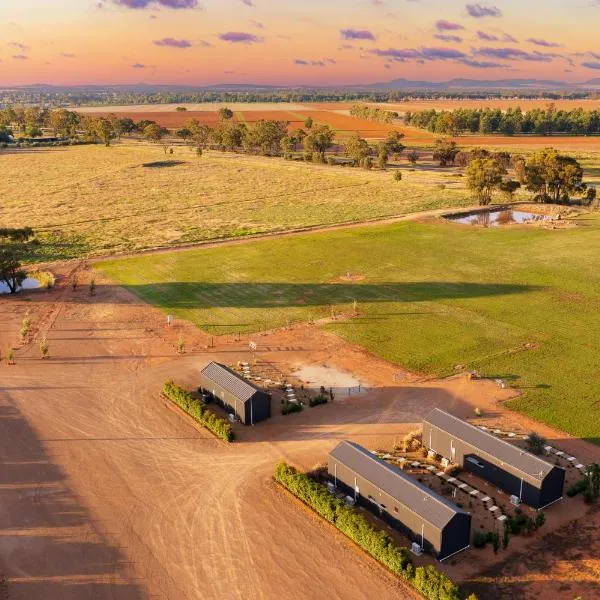 Three Ponds Estate, hotel di Temora