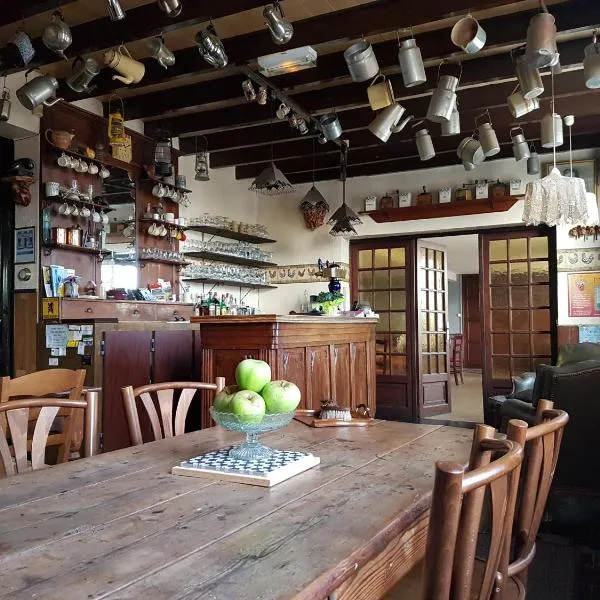 Au Gallodrome Maison d'hôtes et Table d'hôtes en Estaminet privé, hotel en Drincham