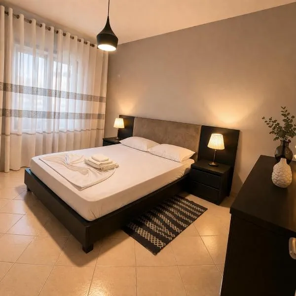 Migi's Apartment, hotel di Vlorë
