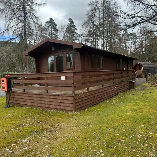 By The Way Campsite, Bothy Chalet, hotel in Tyndrum