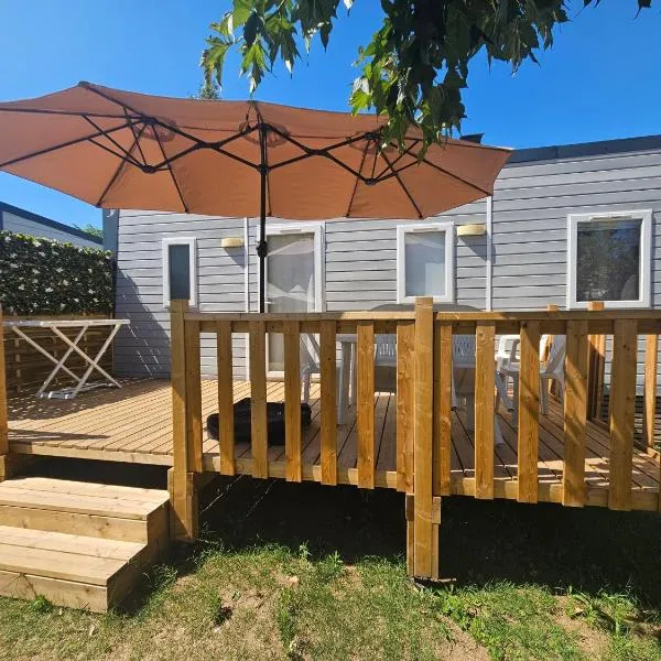 camping la plage de l'orb: Cessenon şehrinde bir otel