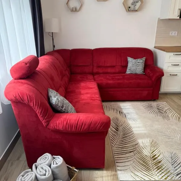 Laza Fotel Apartman, hôtel à Békéscsaba