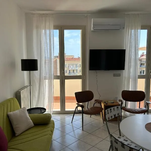 A & M Appartamento con garage, hotel in Livorno