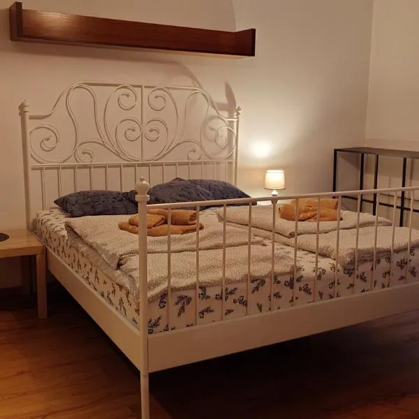 Apartamenty nad Stonehenge, hotel in Dąbrowa Górnicza