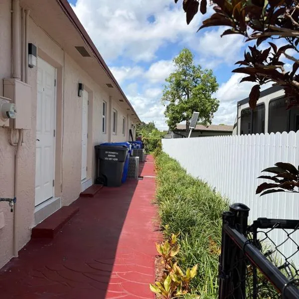 Cozy Haven your home away from home, hotel di Hollywood