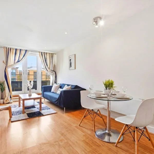 Stylish City Living with free 2-Bay Secure parking, hotel a Birmingham
