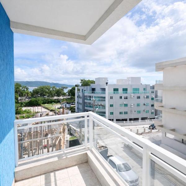 APTO 2 quartos com excelente localização praia centro - Bombinhas sc