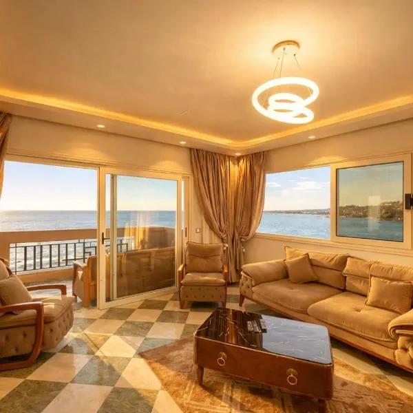 Panoramic seaview 3 bedroom apartment in sidi beshr alexandria, hotel in Alexandria