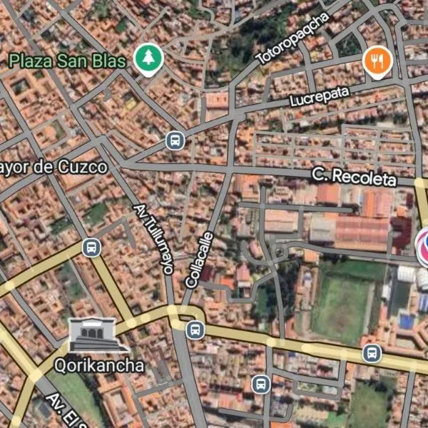 Cusco Tahuanwasi Apartments: Cusco şehrinde bir otel