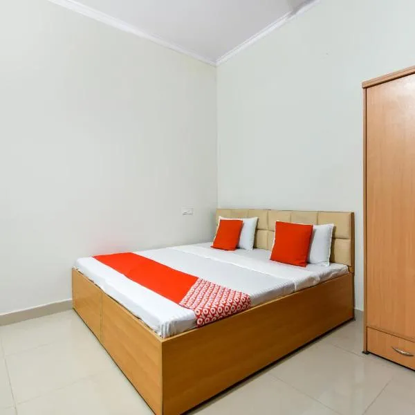 Hotel O Sabtera Homes, hotel u gradu 'Kharar'