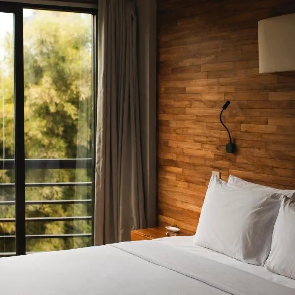 Surf Motel Canggu, hotel in Canggu