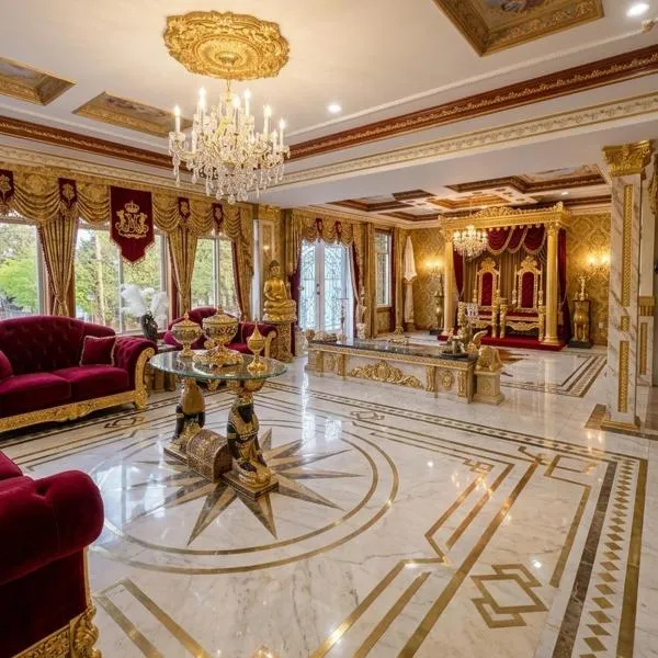 Empress Madani Palace, Boutique Hotel & سرا، فندق في سوري