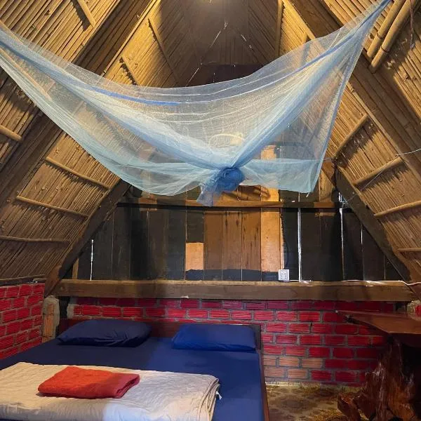 Ratanakiri Homestay & Jungle Trek, viešbutis mieste Banlung