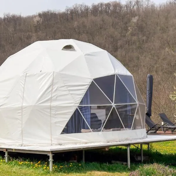 Geo Dome with Private Bathroom & Mountain Views, hotel 