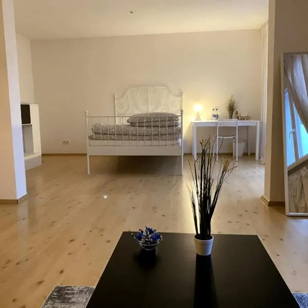 Bright Spacious room at the heart of Hannover, khách sạn ở Hannover
