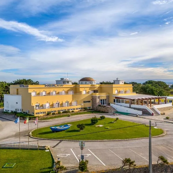 Hotel Pinhal Mar, hotel di Peniche