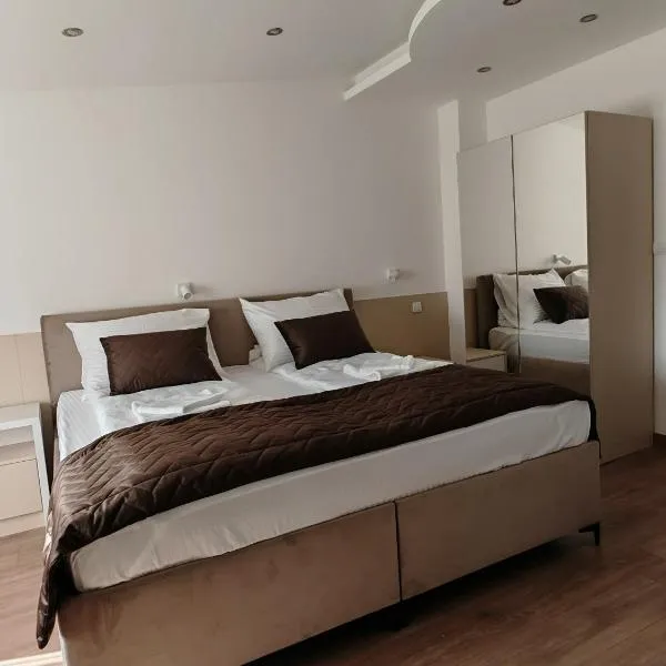 Motel Adut Boleč, hotel em Donja Kapija