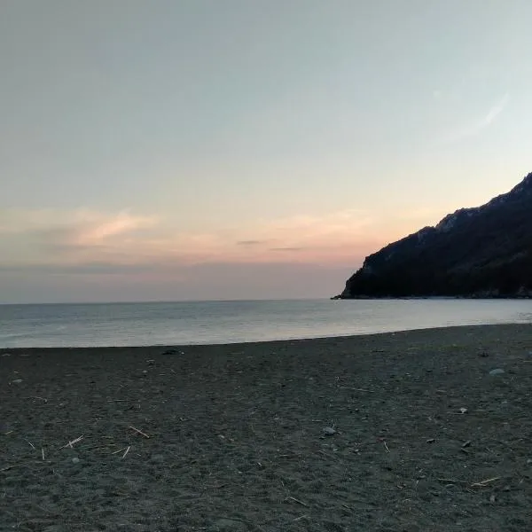 CASA BLU MARE A due passi dal mare, hotell i Riva Trigoso