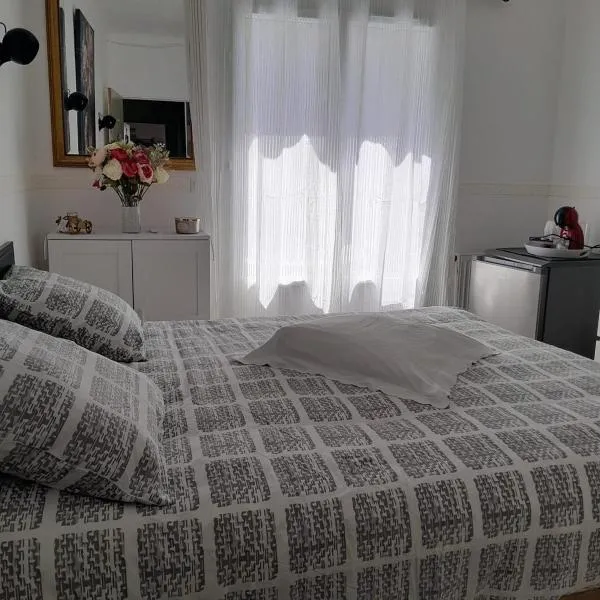 Serge Le Belge - Sejour authentique chez l habitant a Lezignan Corbieres, hôtel à Lézignan-Corbières