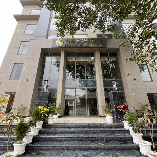 The Supreme Hotel and Banquet, מלון בגאיה