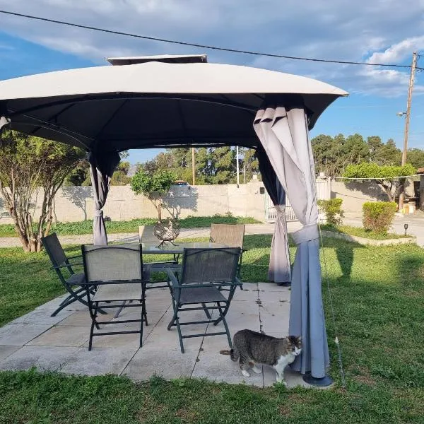 Isthmus Cuddly Nest、イスミアのホテル