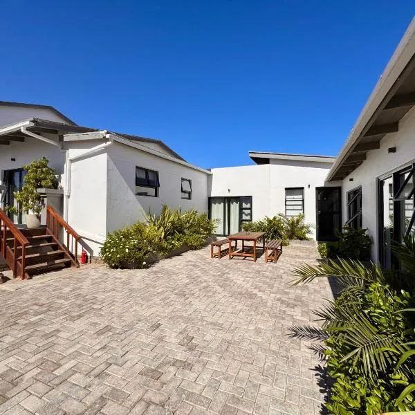 House Sworyx, hotel a Walvis Bay