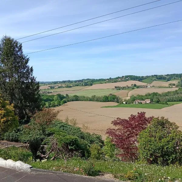 argagnon 64 chambre sbd wc salon privés, hotel din Argagnon