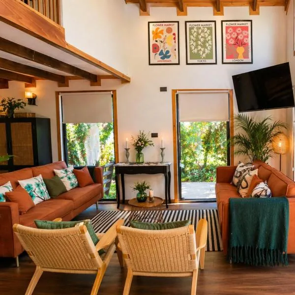 Casa Hortencia, hotel v destinácii Coñaripe