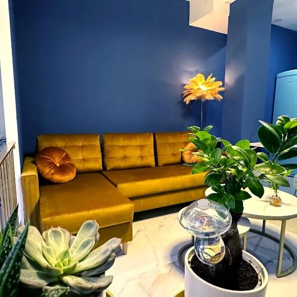 Chinatown Luxury Apartment, hotel in Madrid