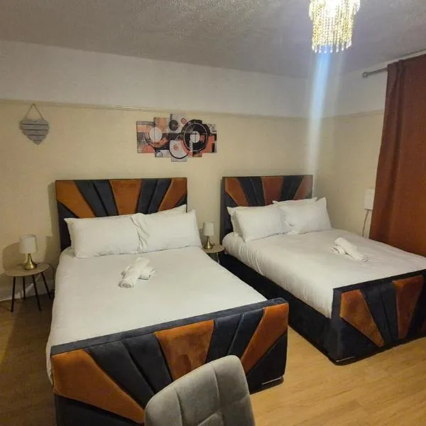The ultimate group stay, hotel in Catford