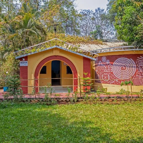 Nature Trails Sajan, Vikramgad, hotelli kohteessa Kudān