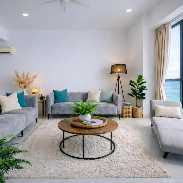 High Floor Seaview 2BR suites with Pool Sauna & Bathtub Near Gurney George Town Jazz Suites 253A, hotel in Tanjong Tokong