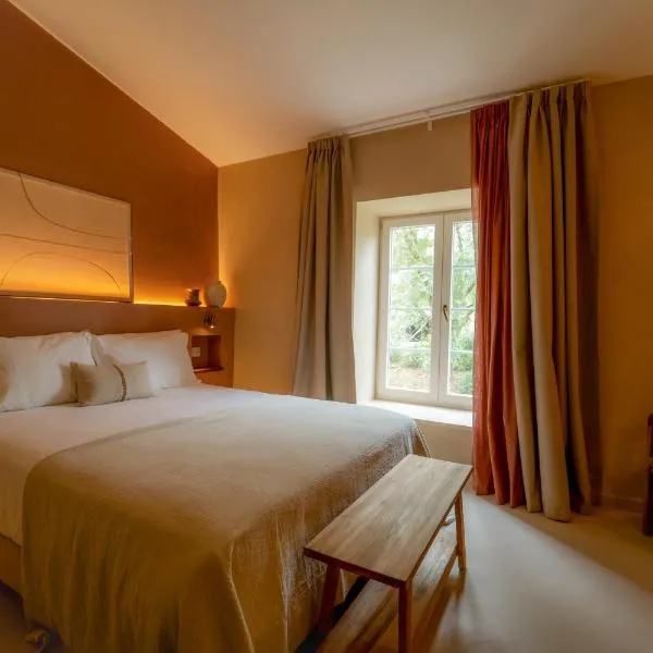 Solar Alvura Boutique Hotel, hotel u gradu Moncarapacho