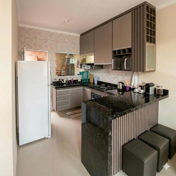 Sobrado completo, Cibratel 2, piscina, churrasqueira, até 8 pessoas! - Foto 2