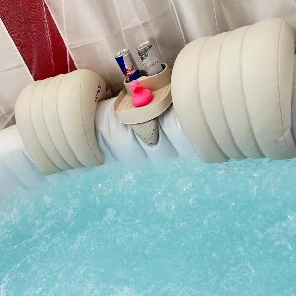 Votre Évasion jacuzzi privée, Hotel in Perpignan