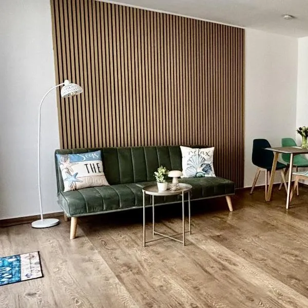 NEU Ostsee Apartmenthaus-Usedom Familie Stopp "Kajüte 6" mit Balkon- in 5 Minuten am Meer, hotelli Kolpinseessa