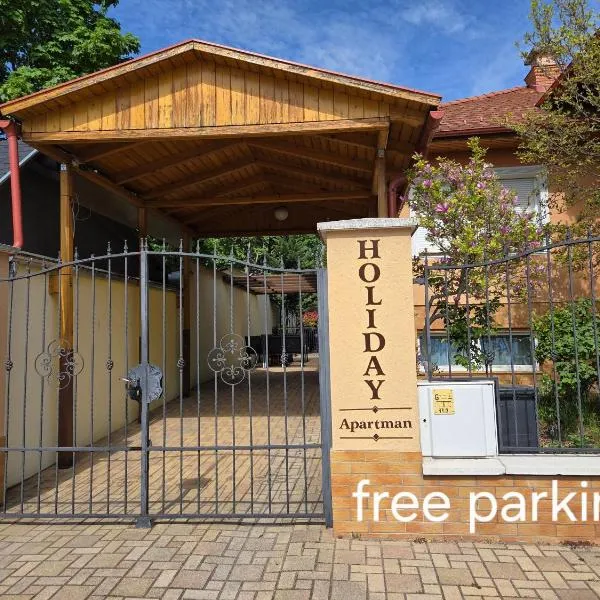 Holiday Apartman, hotel din Kecskemét