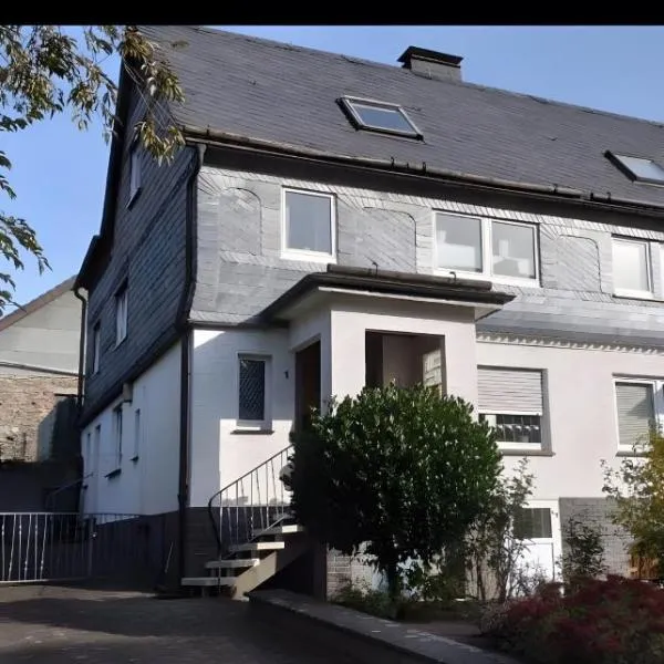 Haus Schnettler mit Sauna, hotel sa Bestwig