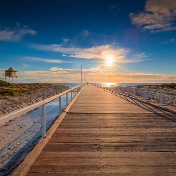 Modern Semaphore Vibe - Close to the Coast, hotel en Semaphore