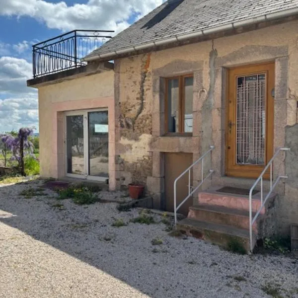 DOMANTETi, Hotel in Saint-Didier-sur-Arroux